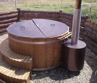 Finnish sauna - outdoor tub